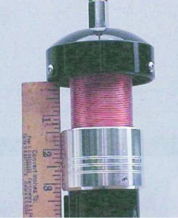Model 75A "Stubby" -- 7.1 MHz with 5 ft. whip @ 1 1/2" of coil showing Model 75A "Stubby" -- 3.9 MHz with 5 ft.