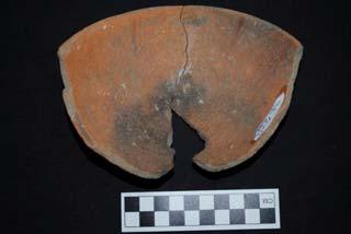 In particular, two vessel types from Kilwa have direct correlates at