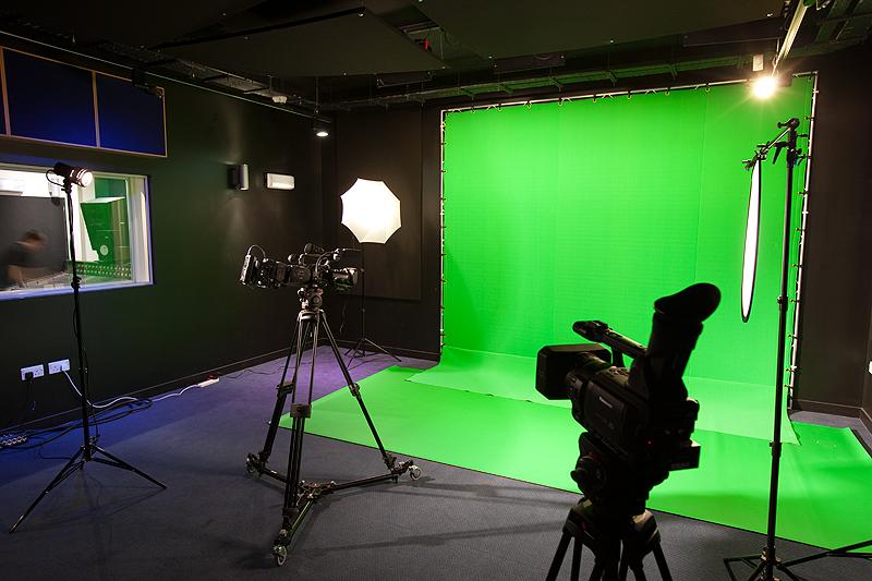 Green Screen (Chroma Key) A background in front of which moving subjects are filmed and