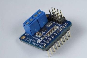 it/atk) Add Gain Selection and Speaker Terminals Solder the 2x4 pin header for gain selection