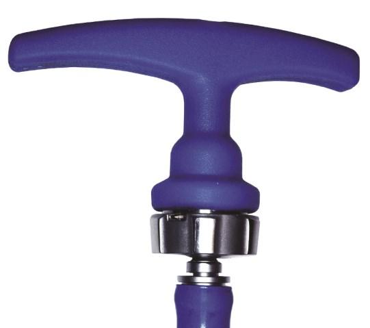 If additional space is needed between the T-Handle or surgical drill, attach the extension to the extractor and T-Handle.