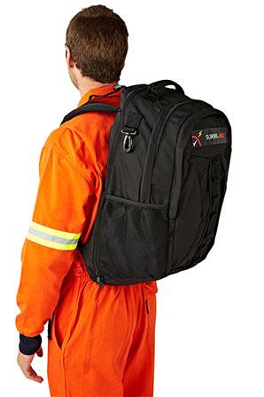 4cal/cm² Coverall with zipper and 2 breast pockets.