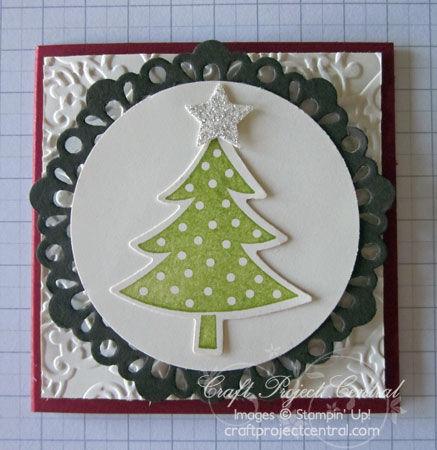 Cut two 3 x 3 pieces of Very Vanilla card stock and emboss using the Lacy Brocade embossing folder.