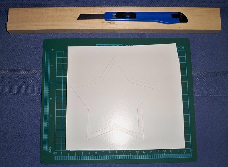 Cut out the centre of the star and you should have a star outline, 6mm wide. Put it to one side for now.