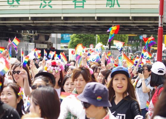 ): 43,000 (Participants at the event and roadside supporters) 4,500 (Parade participants) Other Events 61 Rainbow Week events Approx.