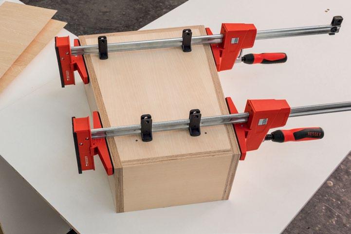 K Body REVO BESSEY Parallel Bar Clamp Vario K Body REVO BESSEY Variable Jaw Parallel Bar Clamp The REVOlution of the K Body REVO that provide the solutions you asked for!