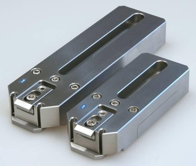VERTICALLY ADJUSTABLE Tip Holders WZ Tip holder for easy setting of the workpiece plane Construction allows longitudinal and vertical setting of the plane