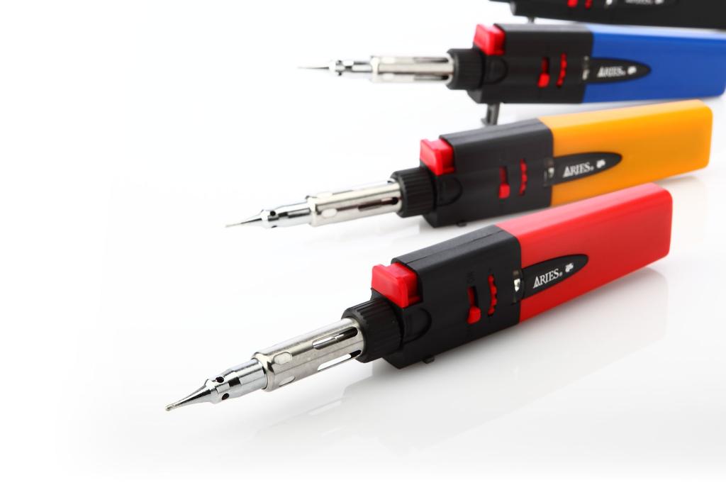 Total Creative Revolution 9 ES-650SI 2-IN-1 CORDLESS BUTANE-POWERED SOLDERING IRON Weight: 110g (no gas) Gas Container Capacity: 15ml Operating Time: 45-60 minutes (80% w/fuel) Size(L x W x