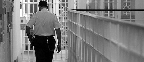 Prisoners Handbook An Easy Read guide to a stay in prison: Reception and Induction