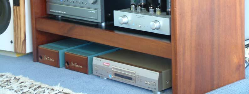 ## Do not install the valve amplifier into a cupboard behind closed doors Allow a minimum 100mm (4") of clearance on the top and sides of the amplifier to allow