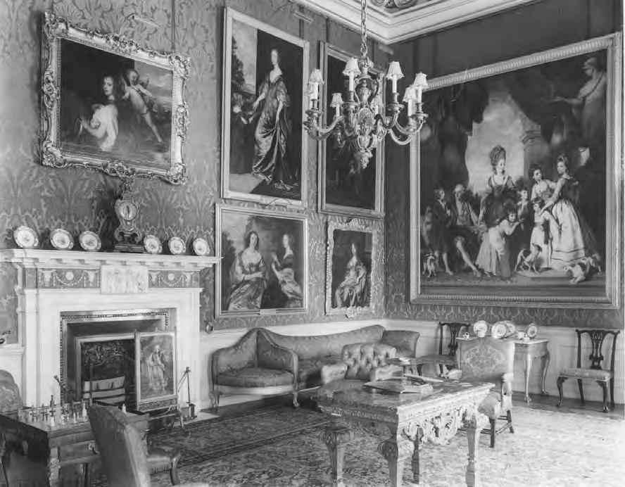 S o n g t o t h e M e n o f E n g l a n d The drawing room of an aristocratic Englishman. The poem contrasts the obscenely wealthy aristocracy with the workers who support them.