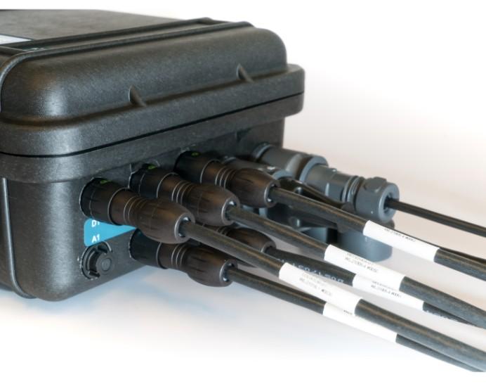 These boot-select pins are used in factory programming only. Use the supplied Ethernet cable to connect the Underwater GPS to a network switch or directly into the host computer. 3.