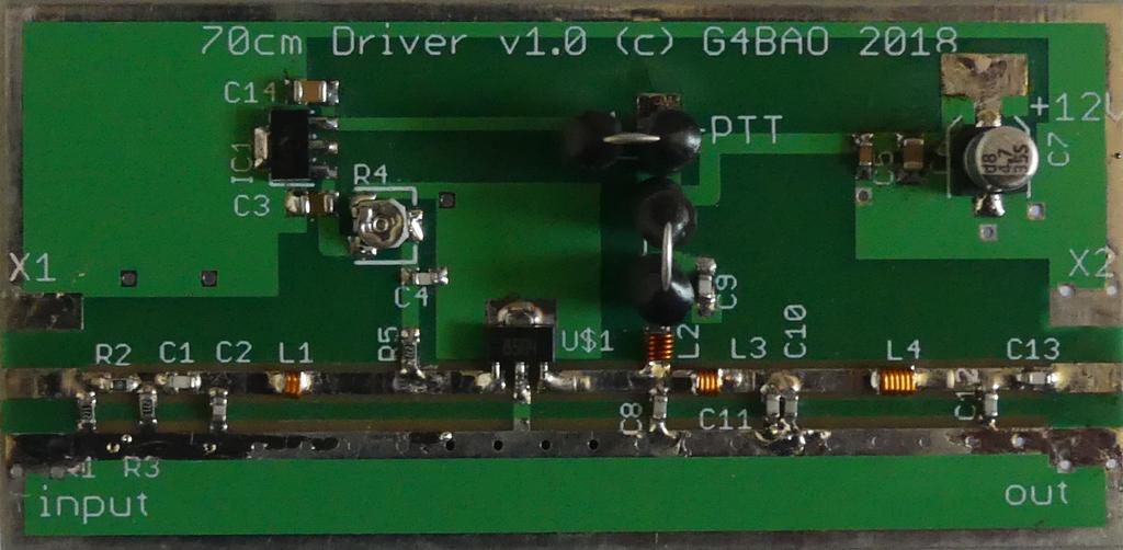 Connect the amplifier output to a power meter/dummy load capable of dissipating at least 3 Watts. Connect the drain to 13.5 volts via an ammeter on the 1A amp range.
