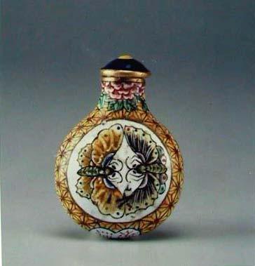 Fig.8 Enamelled snuff bottle with butterflies design on