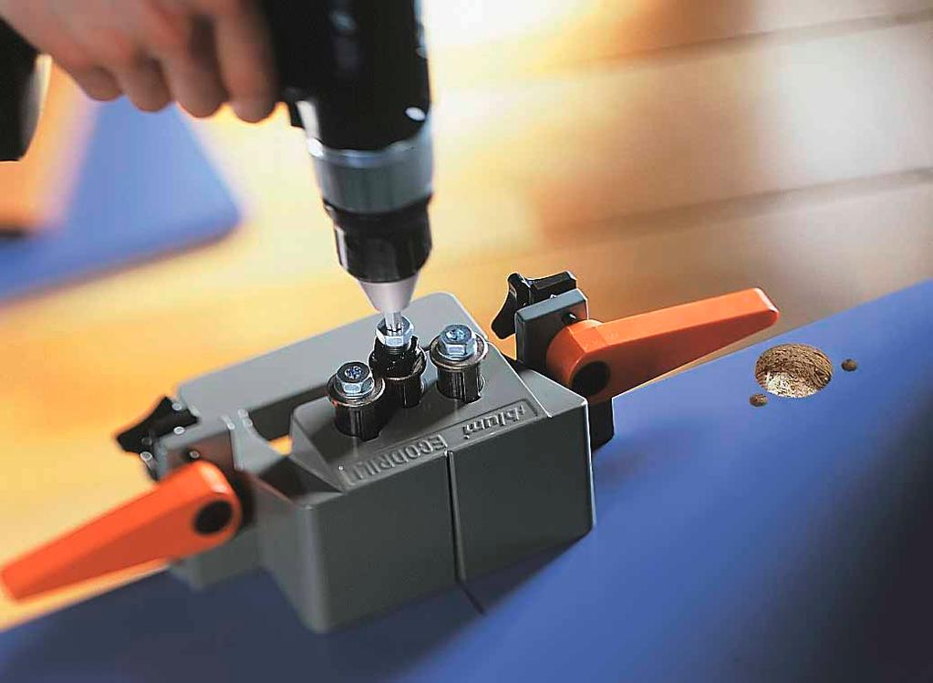 Assembly and processing of Blum hardware systems Machines Assembly