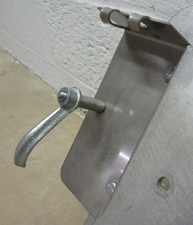 steel locking plates to the legs during