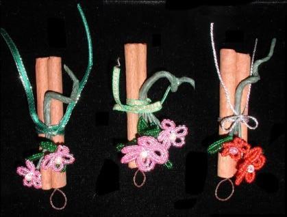Cinnamon Stick Ornaments By Caren Cohen These ornaments are so quick to make and make wonderful tree ornaments, stocking stuffer gifts or package decorations.