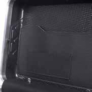 SERVICE - SUITCASE The case PROTECTION includes the following equipment: There is a document compartment in the lid as well as a