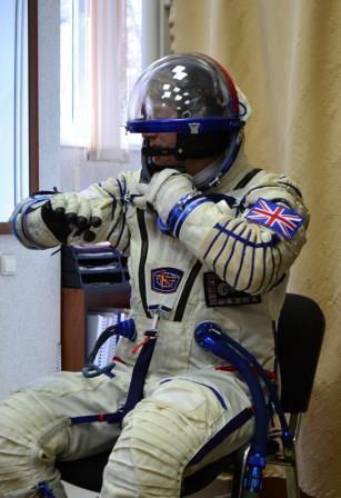 begins leaking. While in space during all stages of spacecraft flight (lift-off, autonomous flight, docking and landing), crewmembers wear Sokol suit.