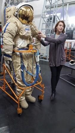 The trainees will learn what Sokol suit consists of, how it creates its own pressure, how crew members work with the suit in space.