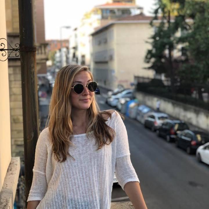 Studying Abroad: Madeline Dodd By: Caroline Zolper What was your favorite part about studying abroad?