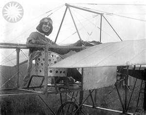 Harriet Quimby 1911: 1st woman licensed as a pilot