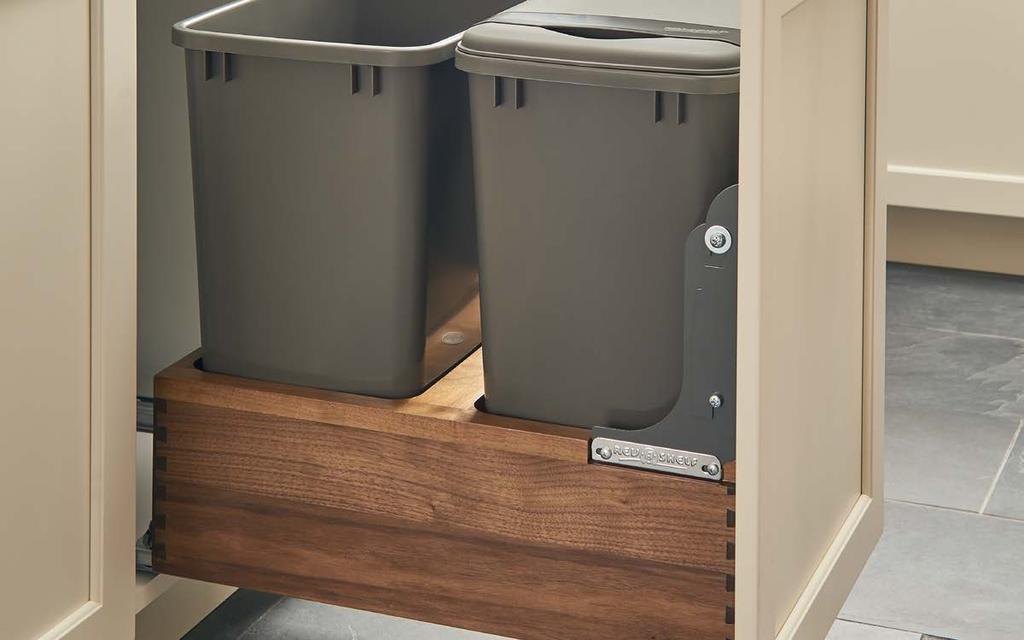 4WC-WN-2150DM2-SC FEATURING concealed runners with MOVENTO soft-close 4WC-WN SERIES With its beautiful walnut dovetail