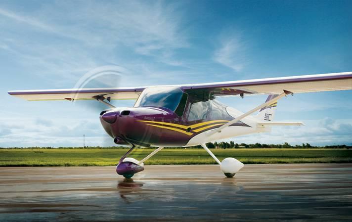 Cessna 162 SkyCatcher Light Sport Aircraft (LSA) Reverse declining general aviation trends Stimulate emerging international segments Maximize future step-up opportunities Launched July 24 at