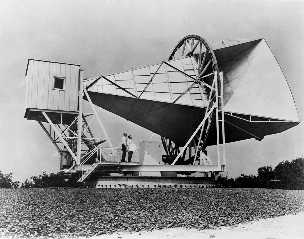 Historical Antennas Replica of Karl Jansky s 1933 20.