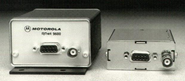 Old 1200 To 9600 Analog Radios Analog radios Licensed UHF frequency 1 st gen.