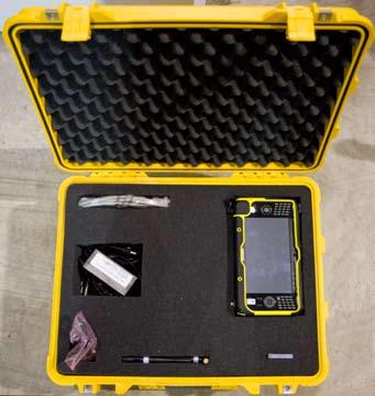 Unpacking Your YellowFin Opening your box reveals YellowFin protective case, documentation box and monopole.