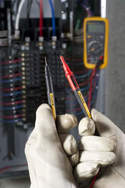 Test lead safety checklist Don t let test leads be a weak point CAT III 1000 V or CAT IV 600 V/ CAT III 1000 V rating Double insulation Wear indicator on lead wires Shrouded connectors Arc flash