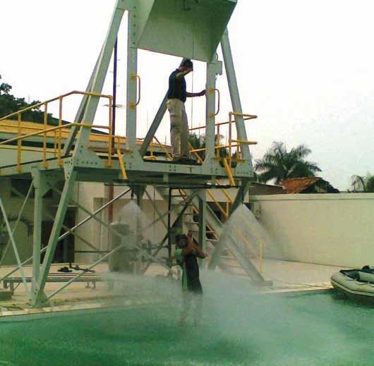 Two wind machines generate wind conditions within the pool, a wave machine and current jets simulate water conditions and currents. Each of these elements can also be purchased individually.