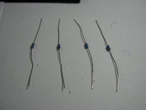 3 Select resistors R1, R2, R3 & R4.