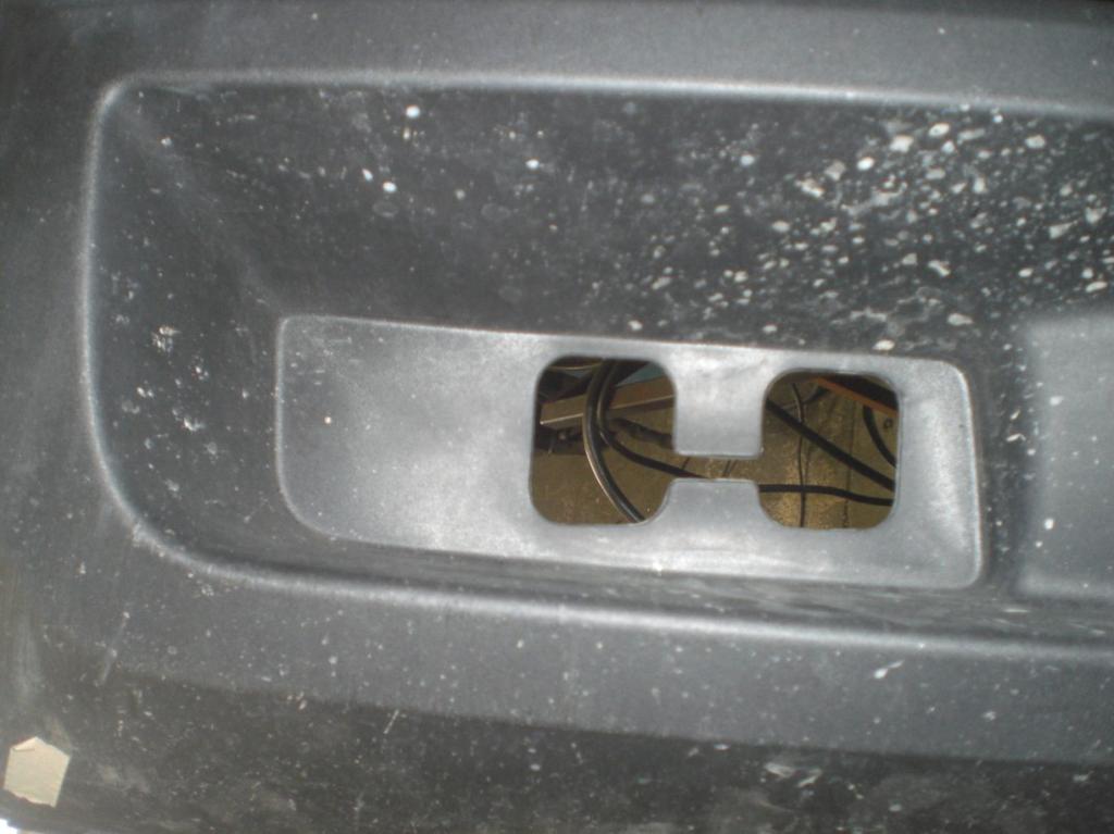 (REPEAT FOR PASSENGER SIDE MOUNT BRACKET). NOTE: DO NOT FULLY TIGHTEN AT THIS TIME. Fig.