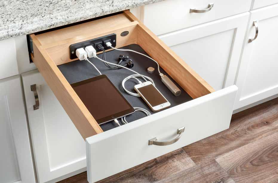 35 4WCDB-18SC-1 In-drawer receptacle with