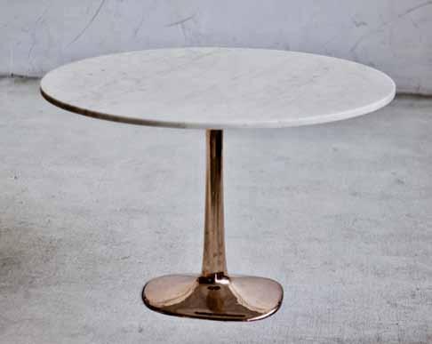 MOLECULE TABLE The MOLECULE is a range of tables and side tables to suit a variety of uses.