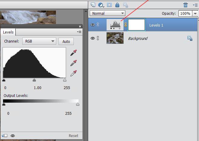 This dialogue box shows a histogram, which is an indicator of how the image is made up i.e. blacks/midtones/whites.