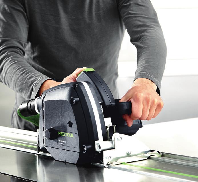 Combining the PF1200 with the #festoolguiderail and #festoolcleantec extraction makes