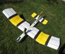 There are 12 fiberglass spars included in the kit 6 for the bottom of the wing, and 6 for the top of the wing.