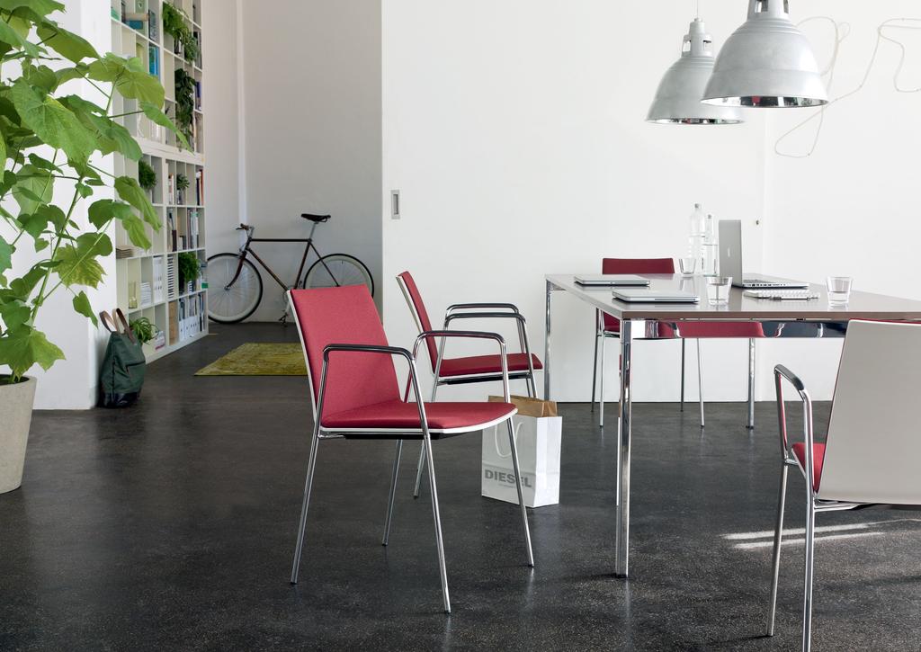 Flexible and elegant. The veron range also comprises large format tables and high tables in a variety of attractive finishes.