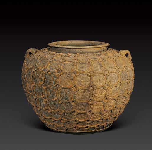 Jar with Twining Rope Pattern Origin: Warring States Period Height: 29 cm Hammer Price: RMB 283,360 Name of Auction Company: Hong Kong Chieftown Date of Transaction: 2008-12-01 This jar has a big