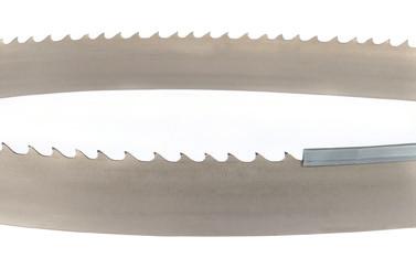 Tungsten carbide tooth Positive rake angle Withstands rapid tool wear caused by fast cutting