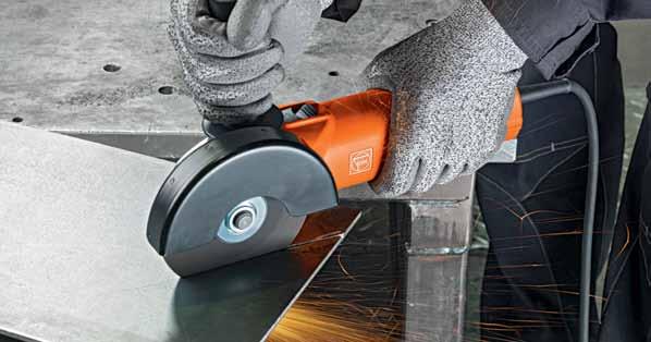 FEIN Compact angle grinder WSG 15-70 Inox starter set Ideal for preparing to finish surfaces, pipes and profiles.