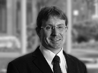 Zoe also has experience providing freedom to operate opinions, as well as drafting EPO opinions. Dr Jonathan Moodie Email: jmoodie@ Jonathan is a European and UK qualified patent attorney.