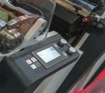 operations and automatic on-the-fly pre-registration of the plates to get them in position simply by pressing a button,