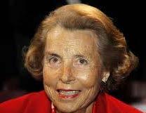 The world s richest woman passes away Lillian Bettencourt, the owner of the L Oreal brands and currently the richest woman in the world, has died at the age of 94.