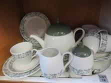 ategory eramics, hina, Porcelain HIGHWAY HOSPIE SILENT AUTION 18 Huguenot part tea set with