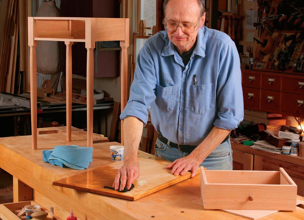 Dovetailed drawer adds function, beauty Use these handy tricks to cut flawless dovetails by hand.