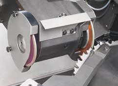 The relief grinding of the saw blade body, as well as the reduction of the chip thickness limiter, takes place automatically. 4.